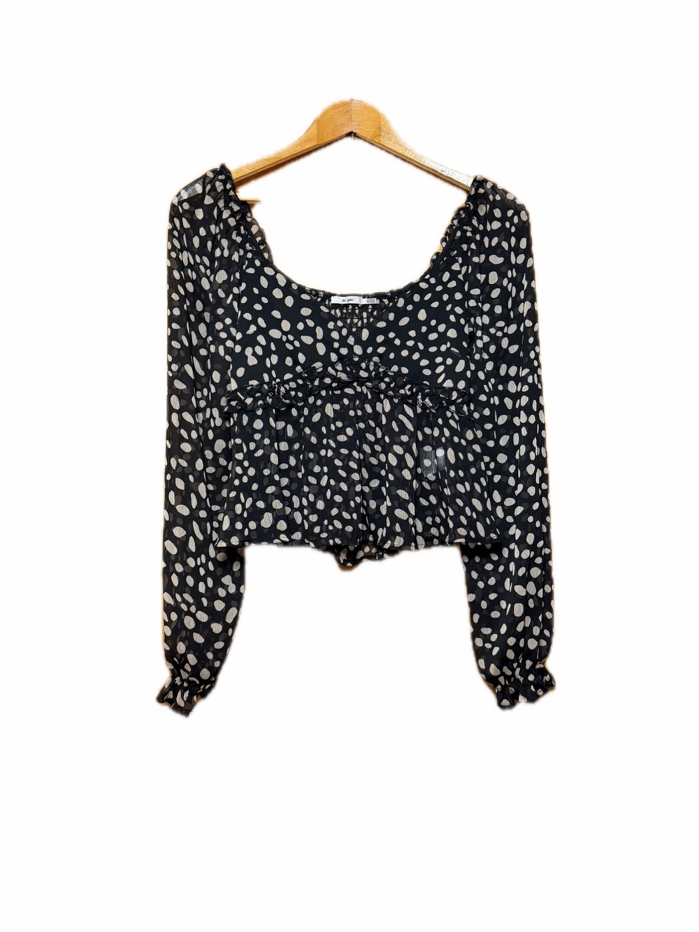 Cropped Long-Sleeve Top in Black with Beige Dot Print